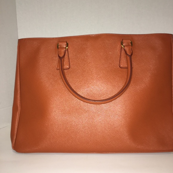 Prada Safiano Lux Rame Tote Bag - Picture 2 of 10